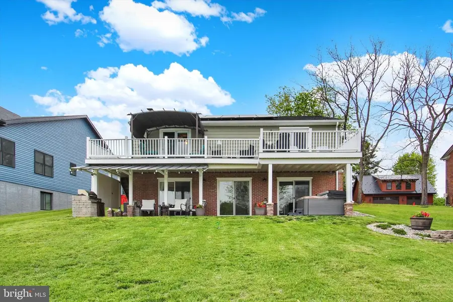 407 Heritage Dr, Gettysburg, PA 17325 - #2