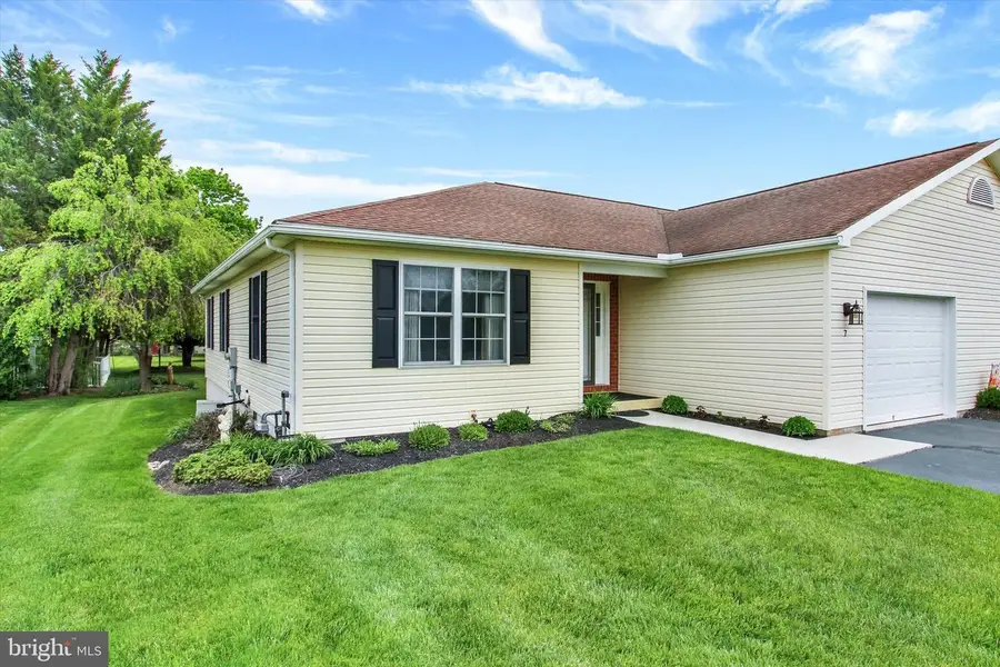 7 Sunshine Ave, Gettysburg, PA 17325 - #3