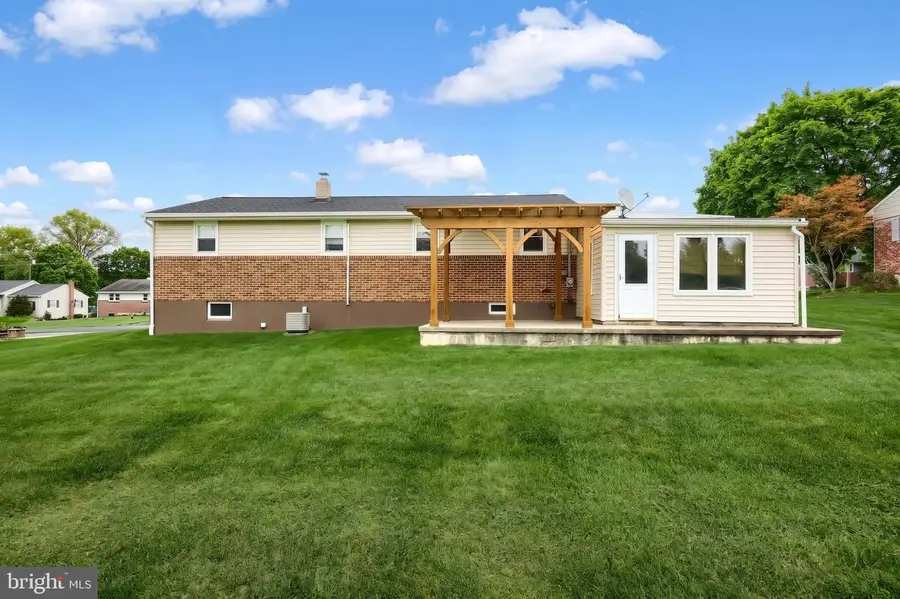 60 Meadow Ln, Gettysburg, PA 17325 - #2