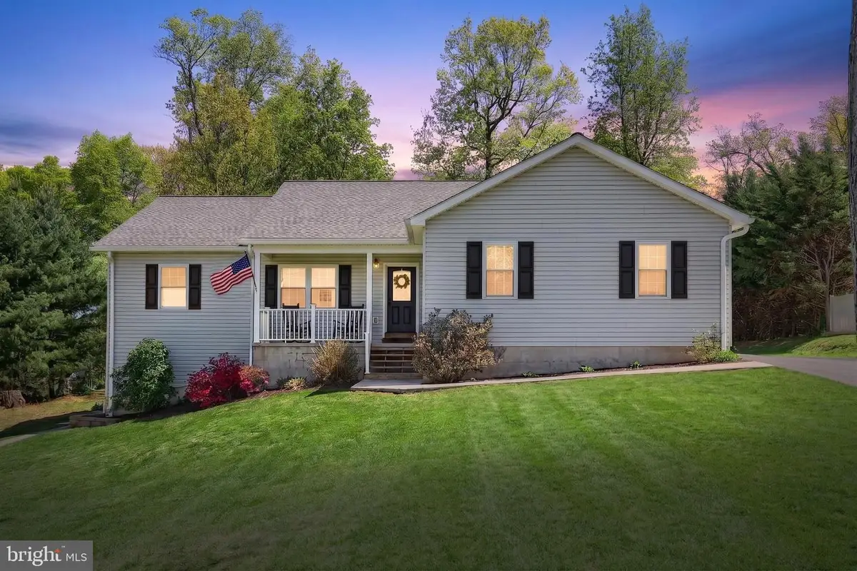 680 Chestnut Hill Rd, Hanover, PA 17331 - #1