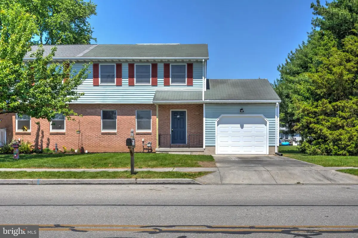 25 Filbert St, Hanover, PA 17331 - #1