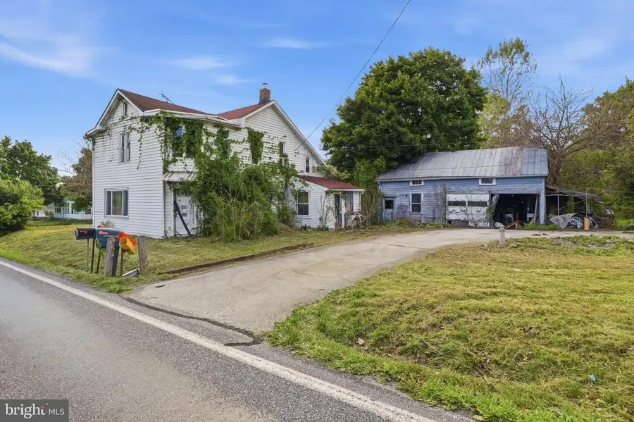 566 Hunterstown Rd, Gettysburg, PA 17325 - #2