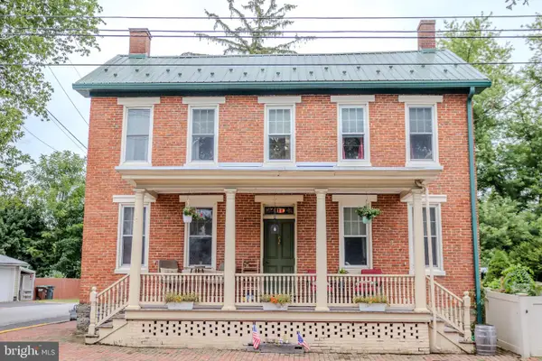 118 E Main St, FAIRFIELD, PA 17320