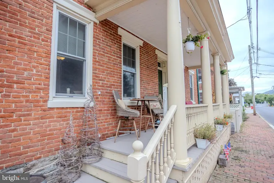 118 E Main St, Fairfield, PA 17320 - #3