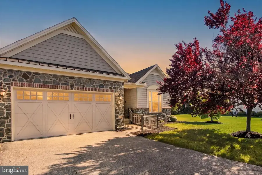 24 St Michaels Way, Hanover, PA 17331 - #2