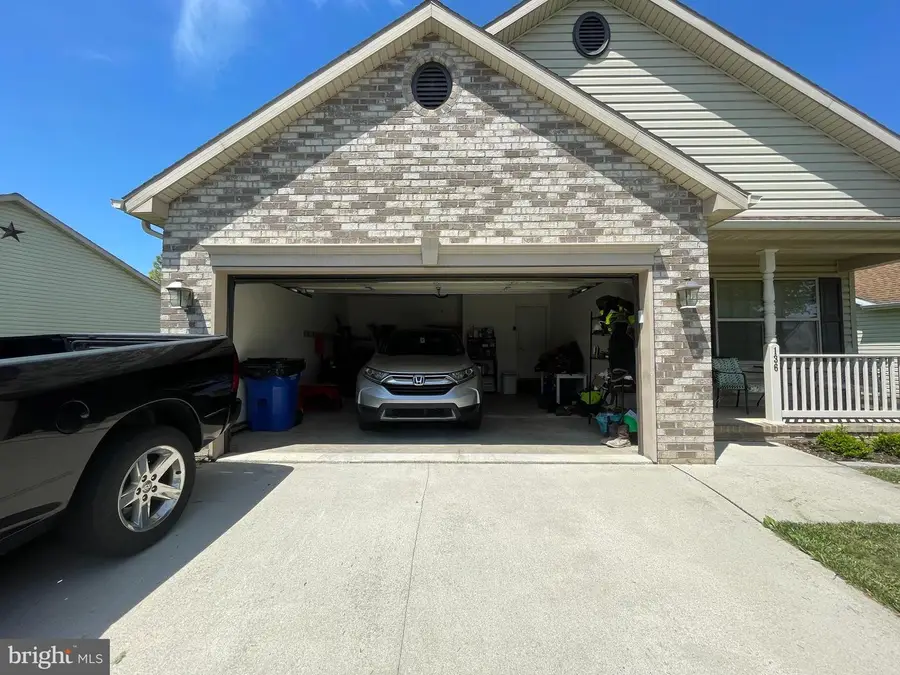 136 Colorado Ave, Littlestown, PA 17340 - #3