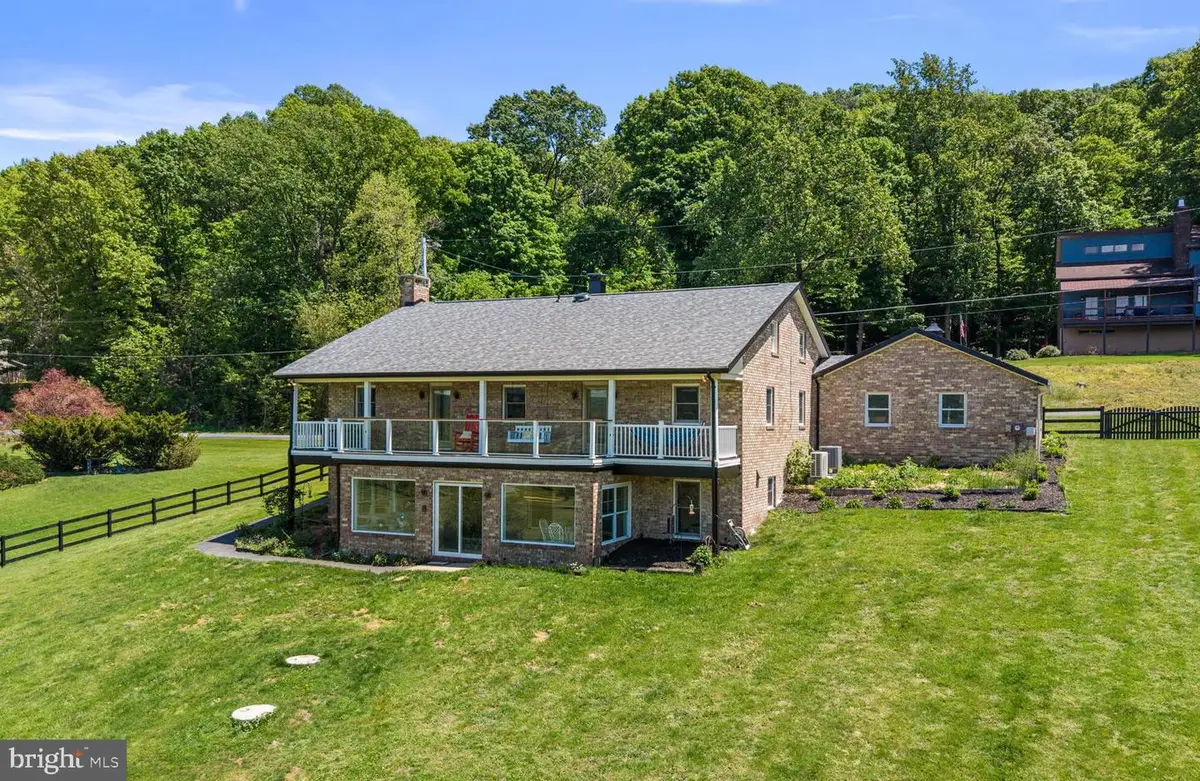 201 Country Club Trl, Fairfield, PA 17320 - #1