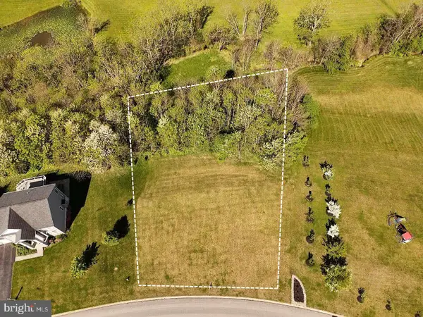 25 S Orchard View Dr, HANOVER, PA 17331