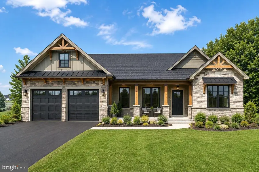 667 Brickyard Rd, New Oxford, PA 17350 - #2