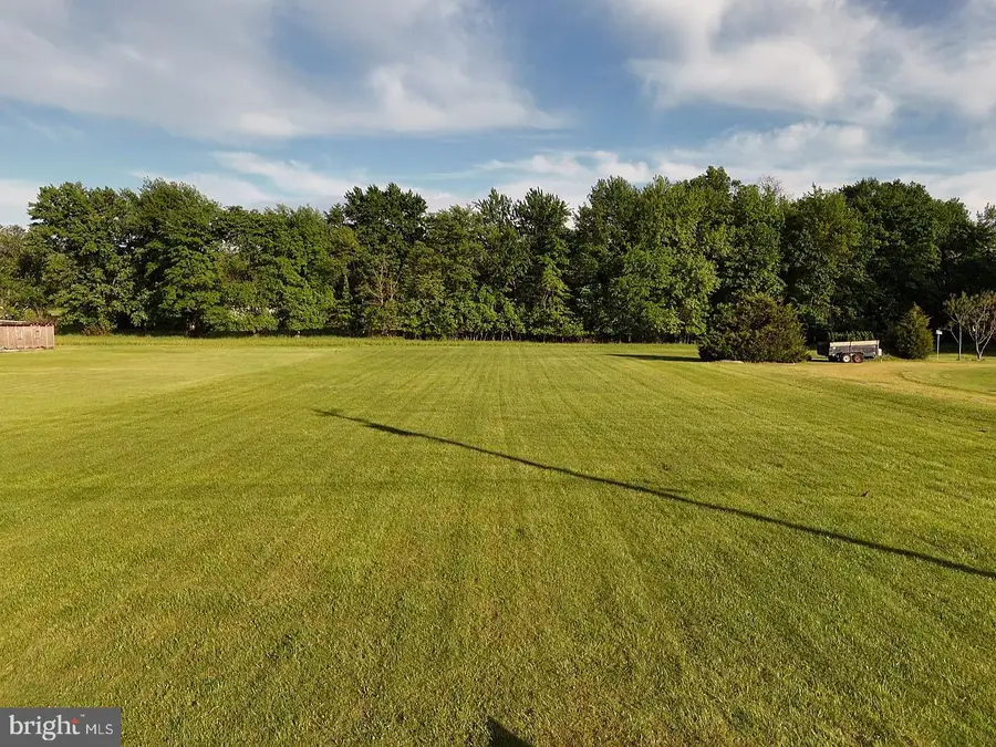 667 Brickyard Rd, New Oxford, PA 17350 - #2