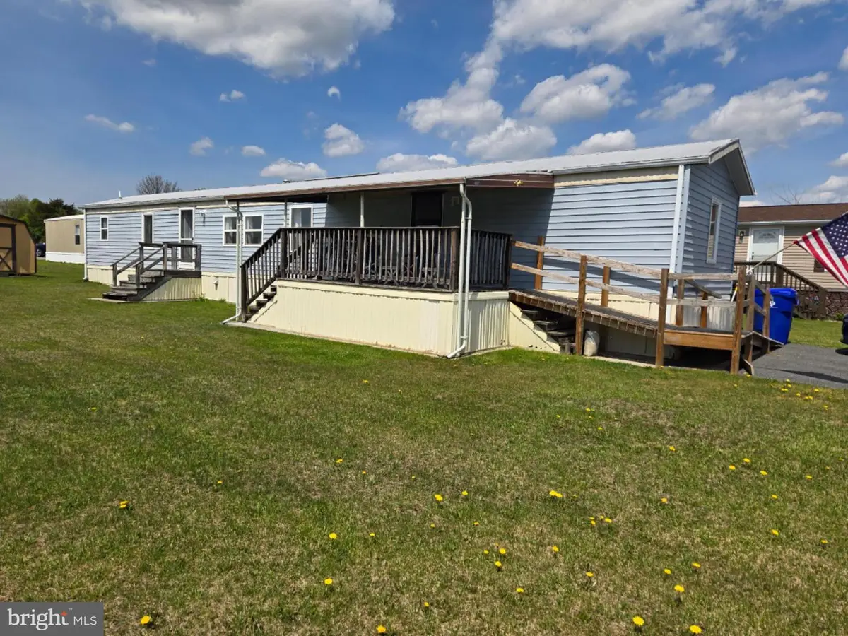 251 Lane Ave, Gettysburg, PA 17325 - #1