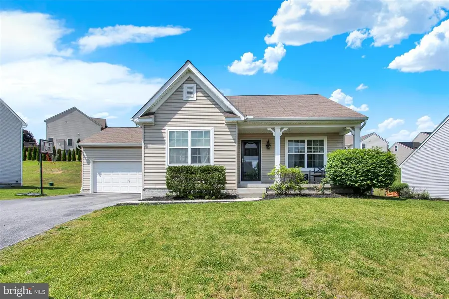 109 W Imperial Dr, Aspers, PA 17304 - #3