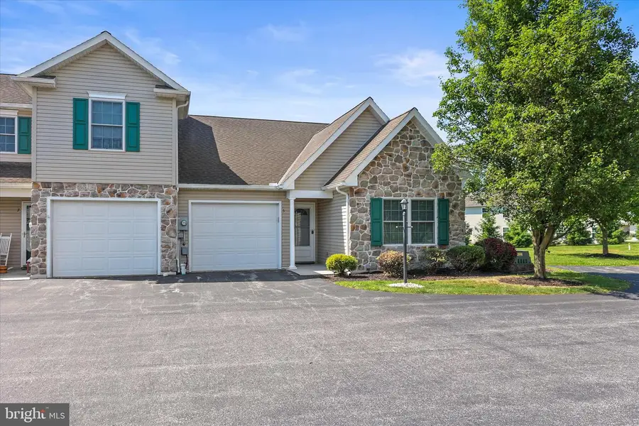 5 Oxen Ln, New Oxford, PA 17350 - #3