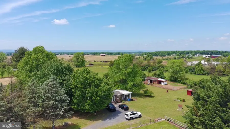 2226 Harney Rd, Littlestown, PA 17340 - #3