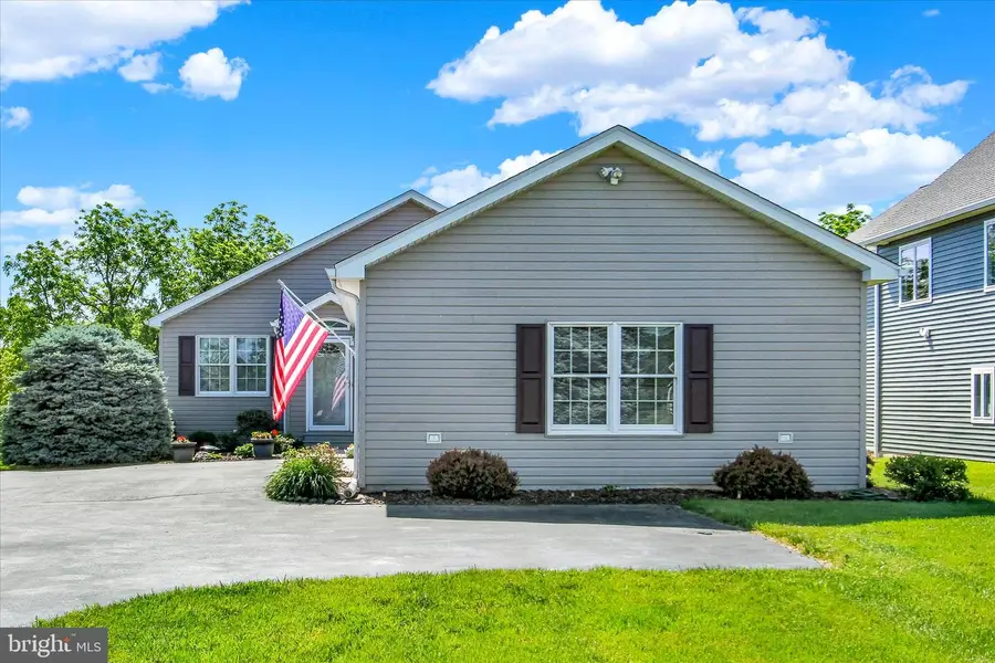 394 Heritage Dr, Gettysburg, PA 17325 - #3