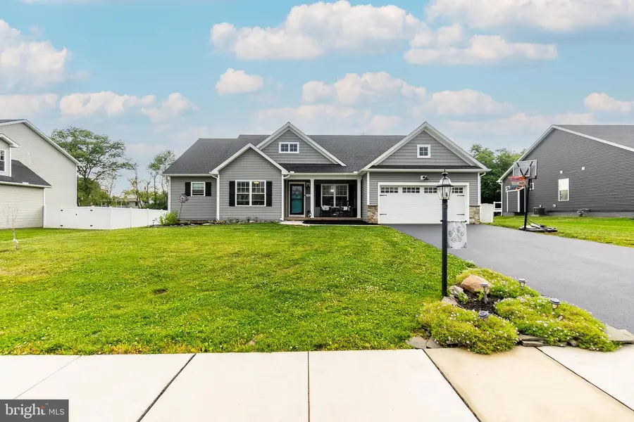 141 Oxford Blvd, New Oxford, PA 17350 - #2