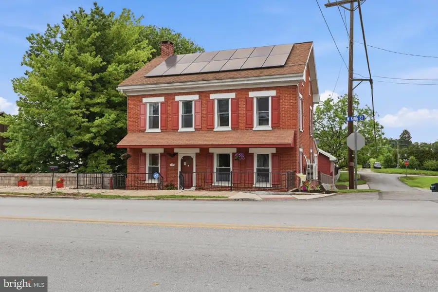 103 W King St, Abbottstown, PA 17301 - #2