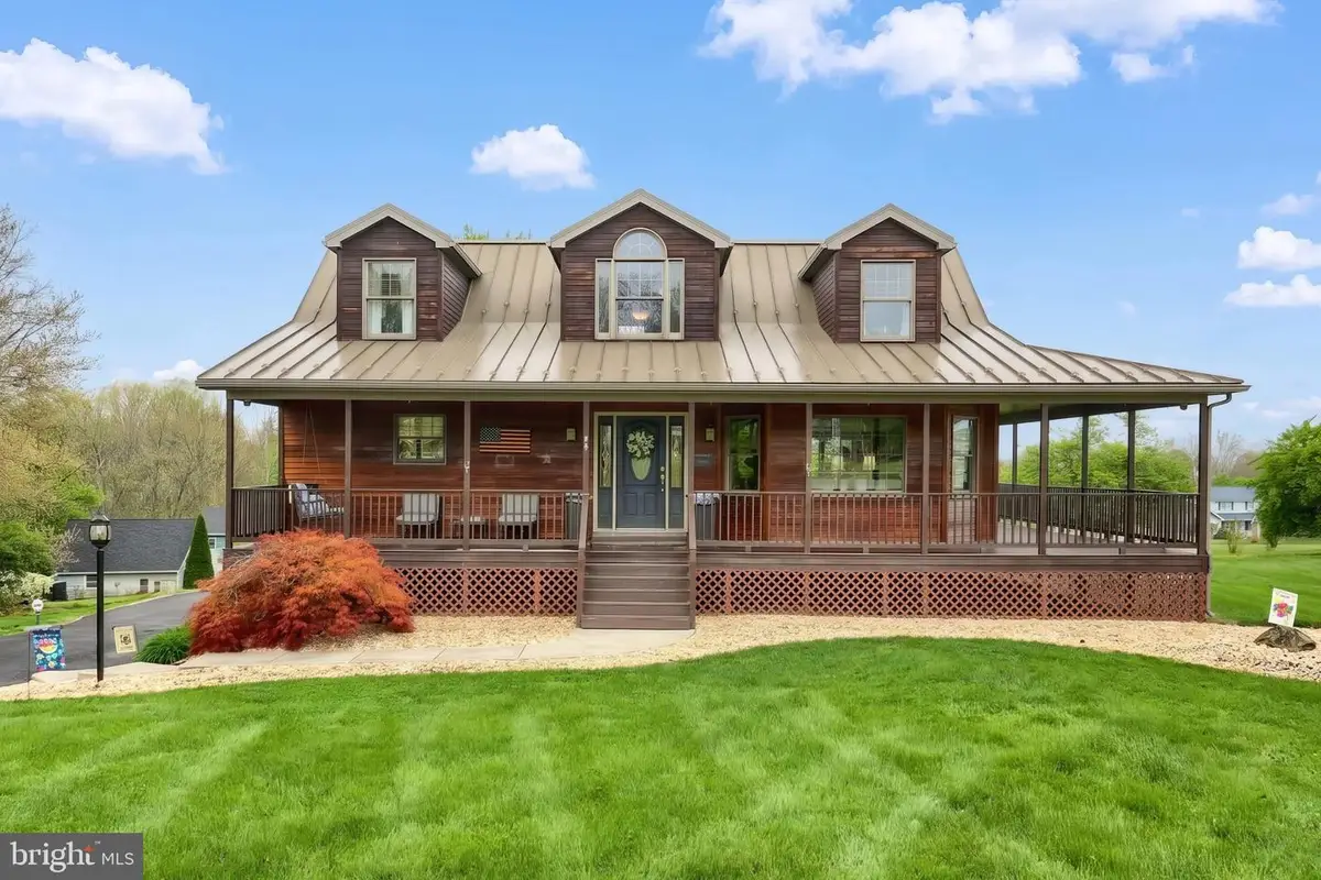 95 Lake Meade Dr, East Berlin, PA 17316 - #1