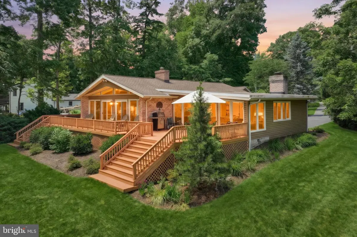 166 Lake Meade Dr, East Berlin, PA 17316 - #1