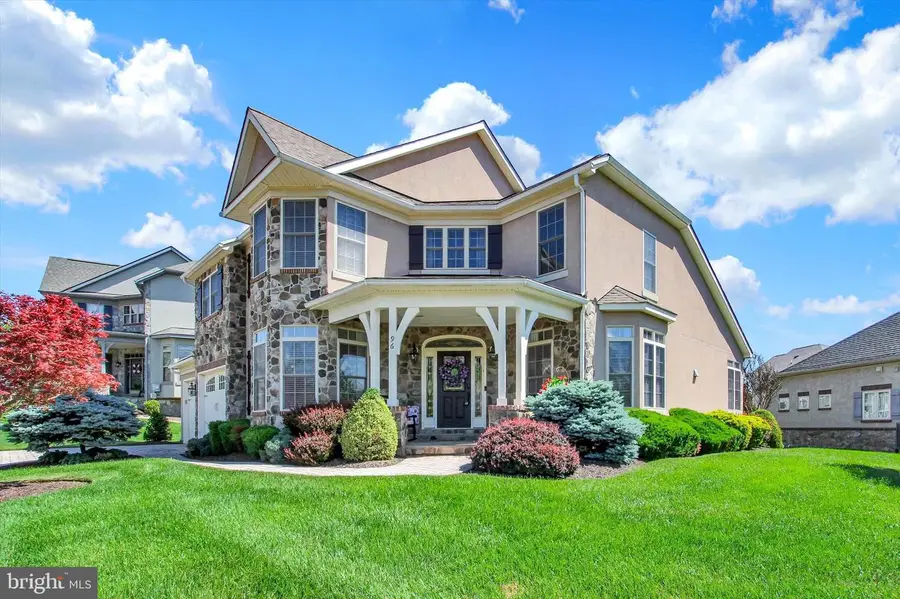 96 Garrison Falls Dr, Gettysburg, PA 17325 - #2
