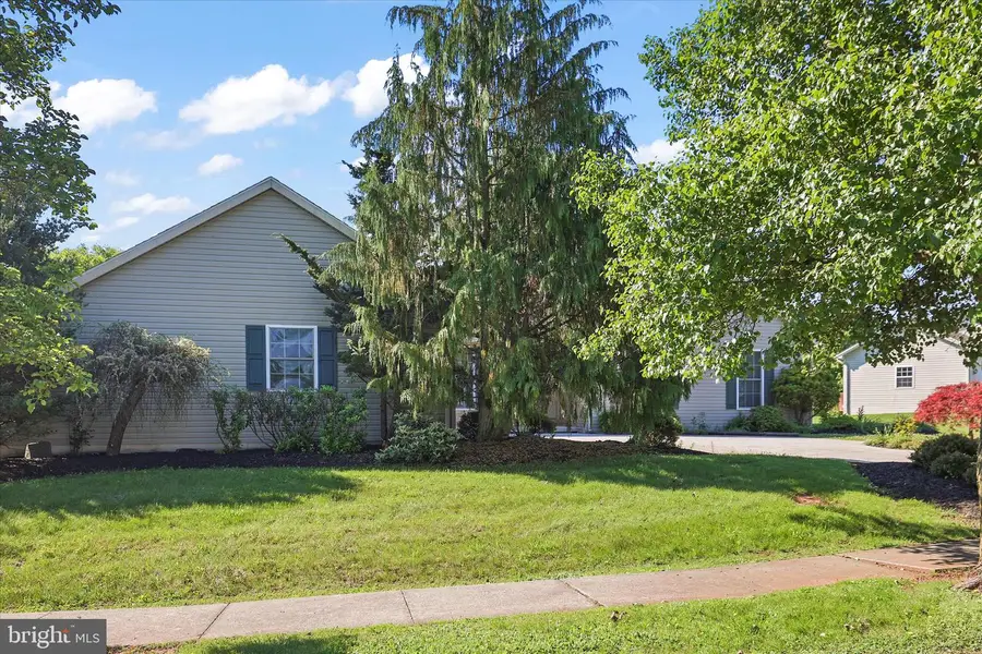 175 Hillside Dr, East Berlin, PA 17316 - #3