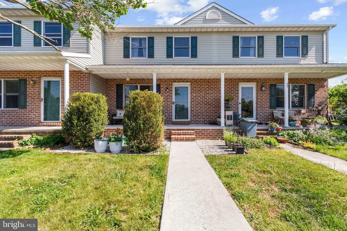 25 Pioneer Ln, Gettysburg, PA 17325 - #1