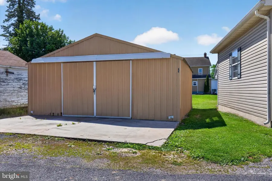 25 Main St, McSherrystown, PA 17344 - #2