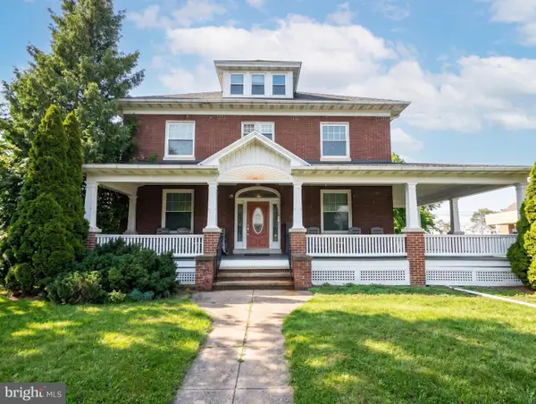 359 Main, MCSHERRYSTOWN, PA 17344