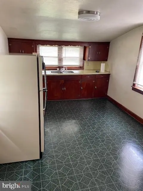 153 W King St, Abbottstown, PA 17301 - #3