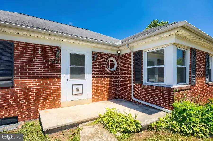 25 E Hanover St, Gettysburg, PA 17325 - #3