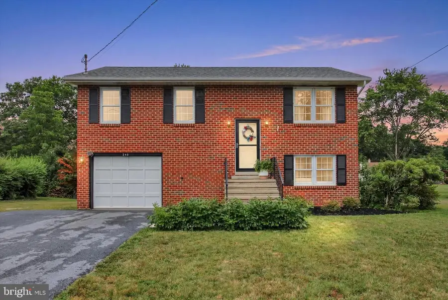 240 Confederate Dr, Gettysburg, PA 17325 - #2