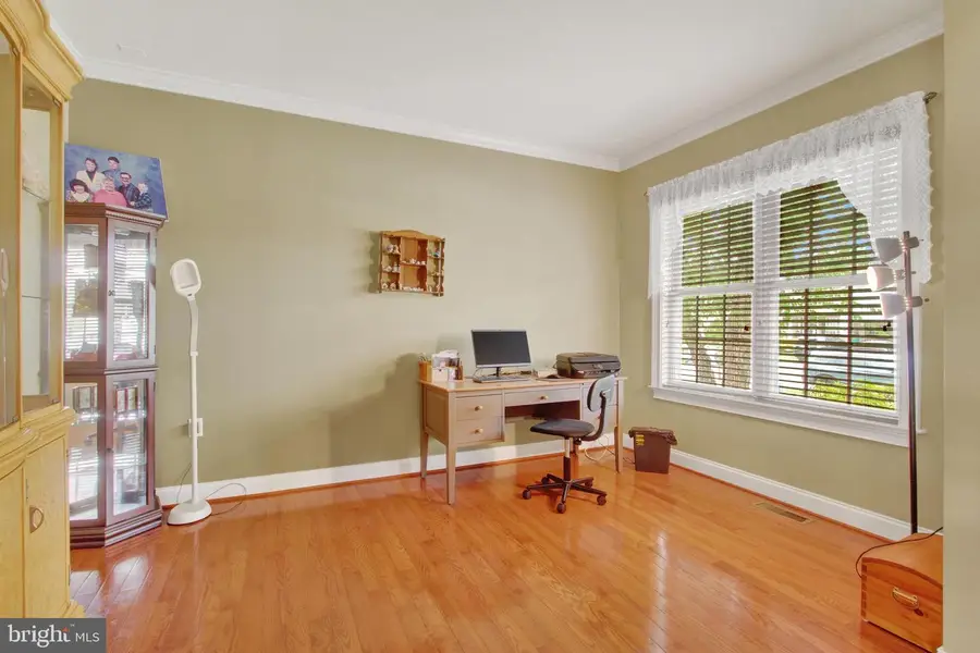 50 Bristol Dr, Hanover, PA 17331 - #3