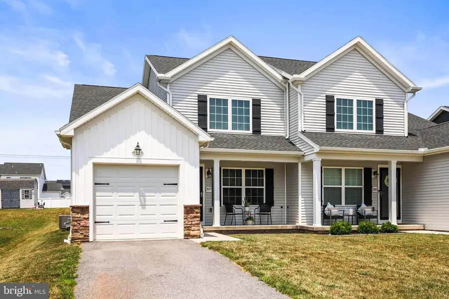 307 Maple Dr, Hanover, PA 17331 - #3