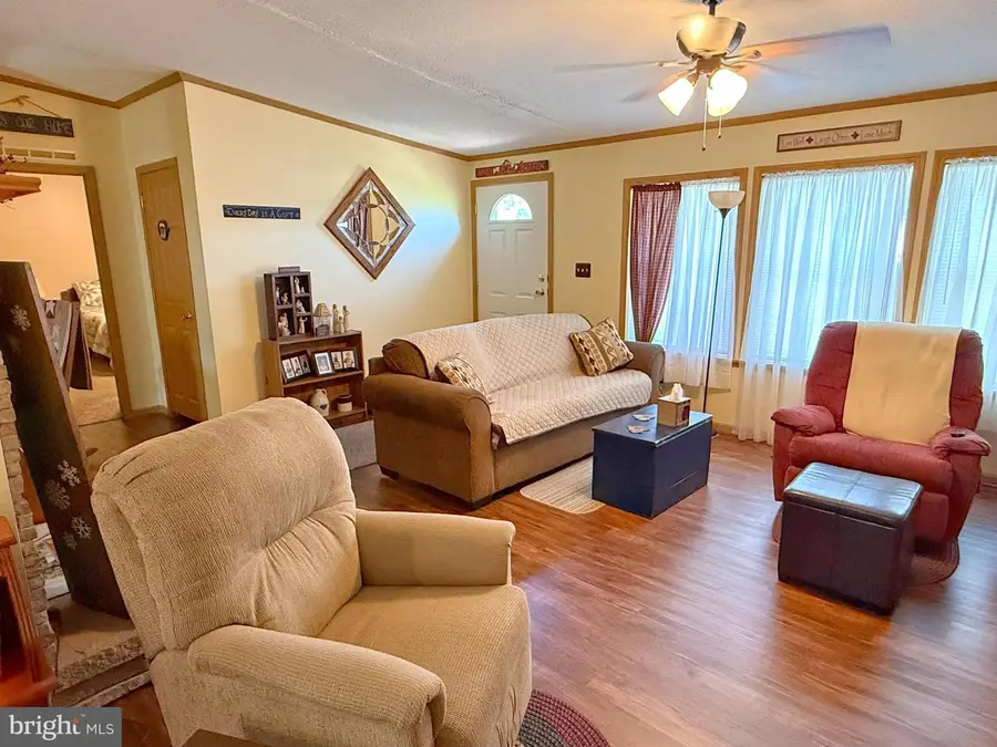 115 Raptor Dr, Hanover, PA 17331 - #2