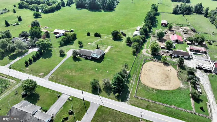 1285 Hunterstown Hampton Rd, New Oxford, PA 17350 - #3
