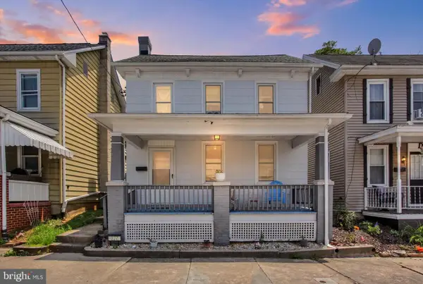 222 North, MCSHERRYSTOWN, PA 17344