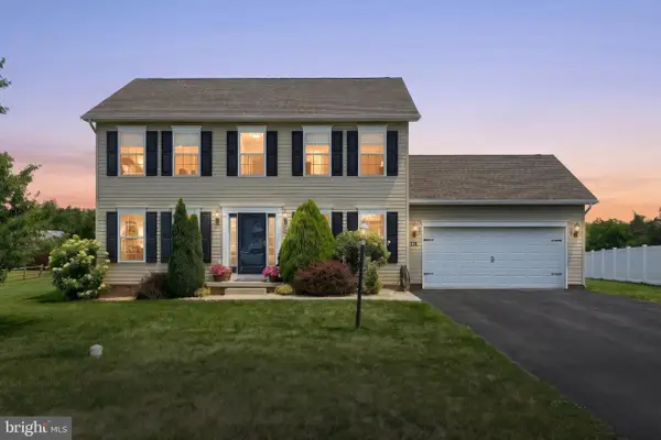 220 W Crest View Ln, GETTYSBURG, PA 17325