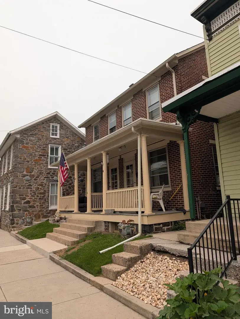 144 E Middle St, Gettysburg, PA 17325 - #2