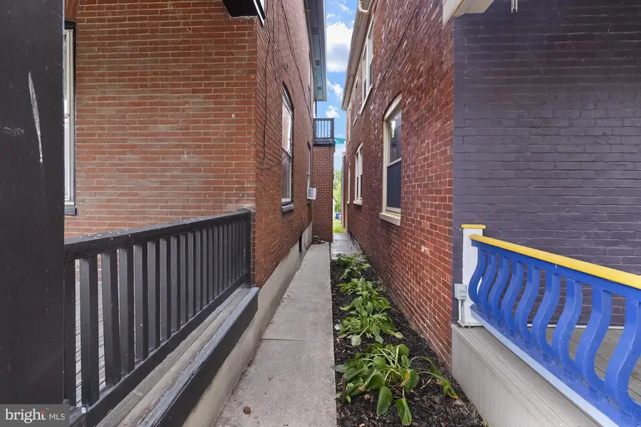 223 Chambersburg St, Gettysburg, PA 17325 - #3