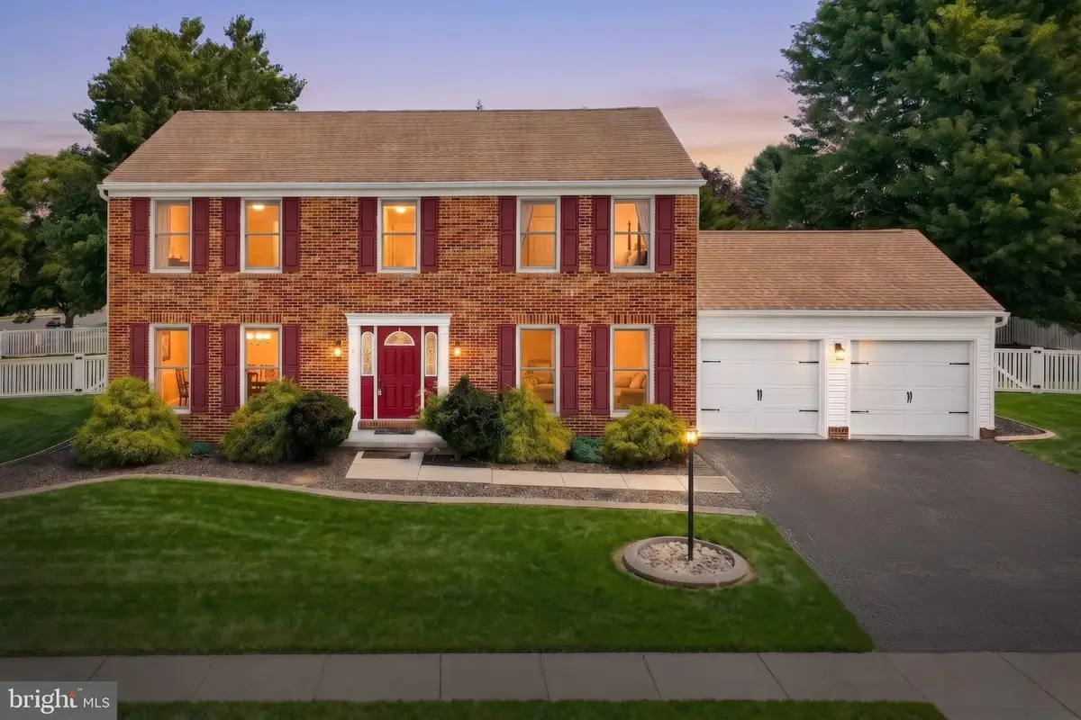 2 Wheaton Dr, Littlestown, PA 17340 - #1