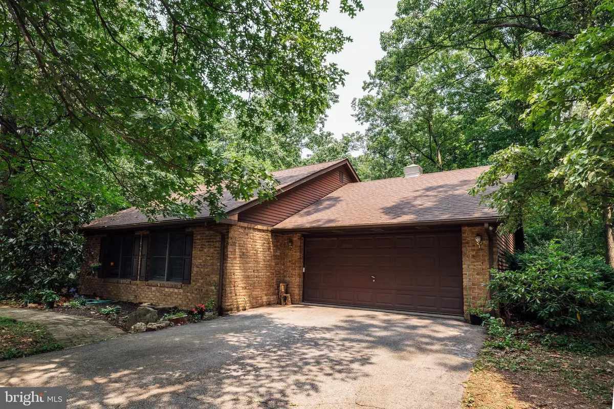710 Mehring Rd, Littlestown, PA 17340 - #1