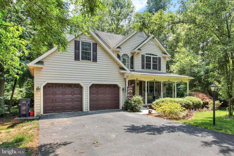 1053 Forest Dr, Abbottstown, PA 17301 - #2