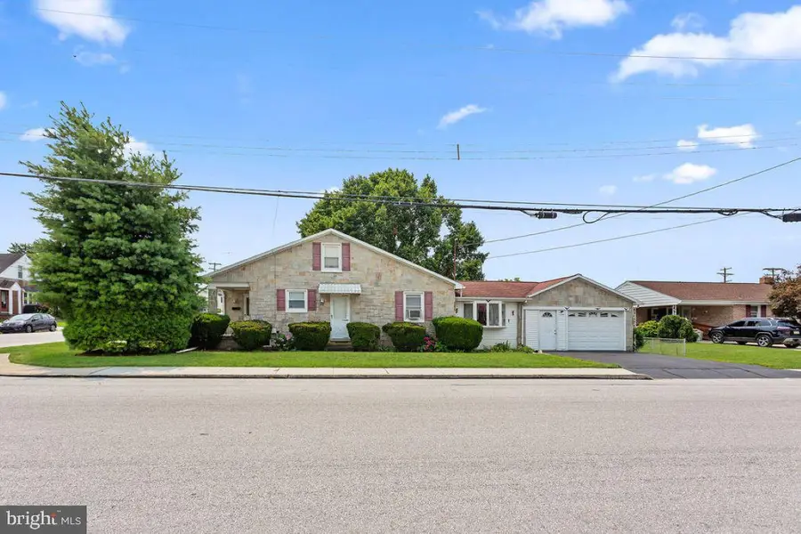 19 N Jefferson St, Hanover, PA 17331 - #2