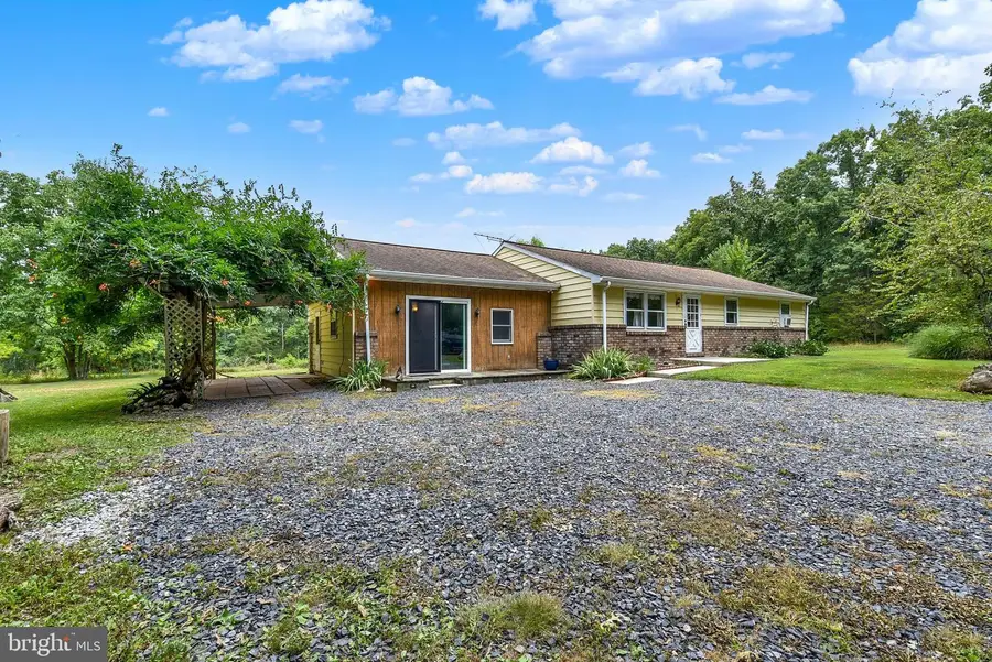433 Plainview Rd, Gettysburg, PA 17325 - #3