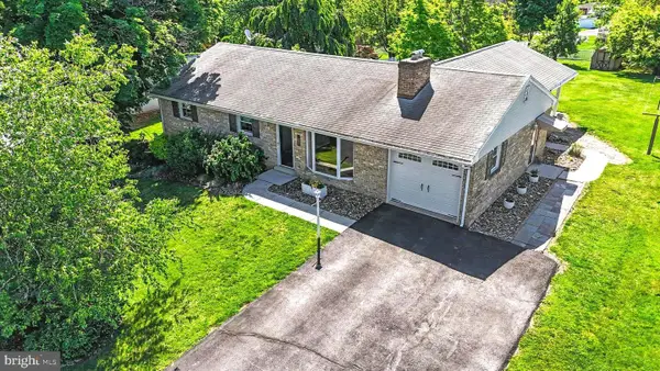 13 Ewell Dr, EAST BERLIN, PA 17316