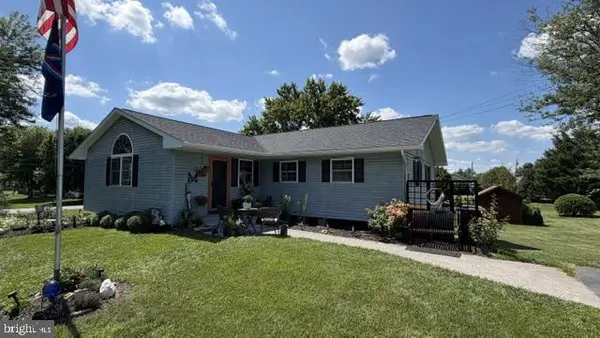 667 Grant Dr, GETTYSBURG, PA 17325
