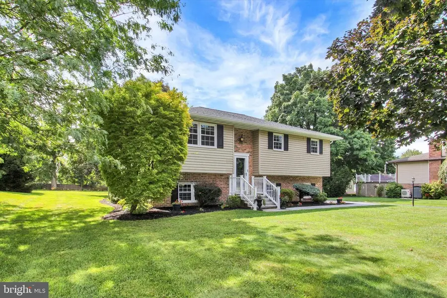 265 Bollinger Rd, Littlestown, PA 17340 - #2