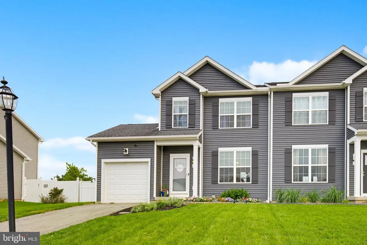 176 Skyview Cir, Hanover, PA 17331 - #1