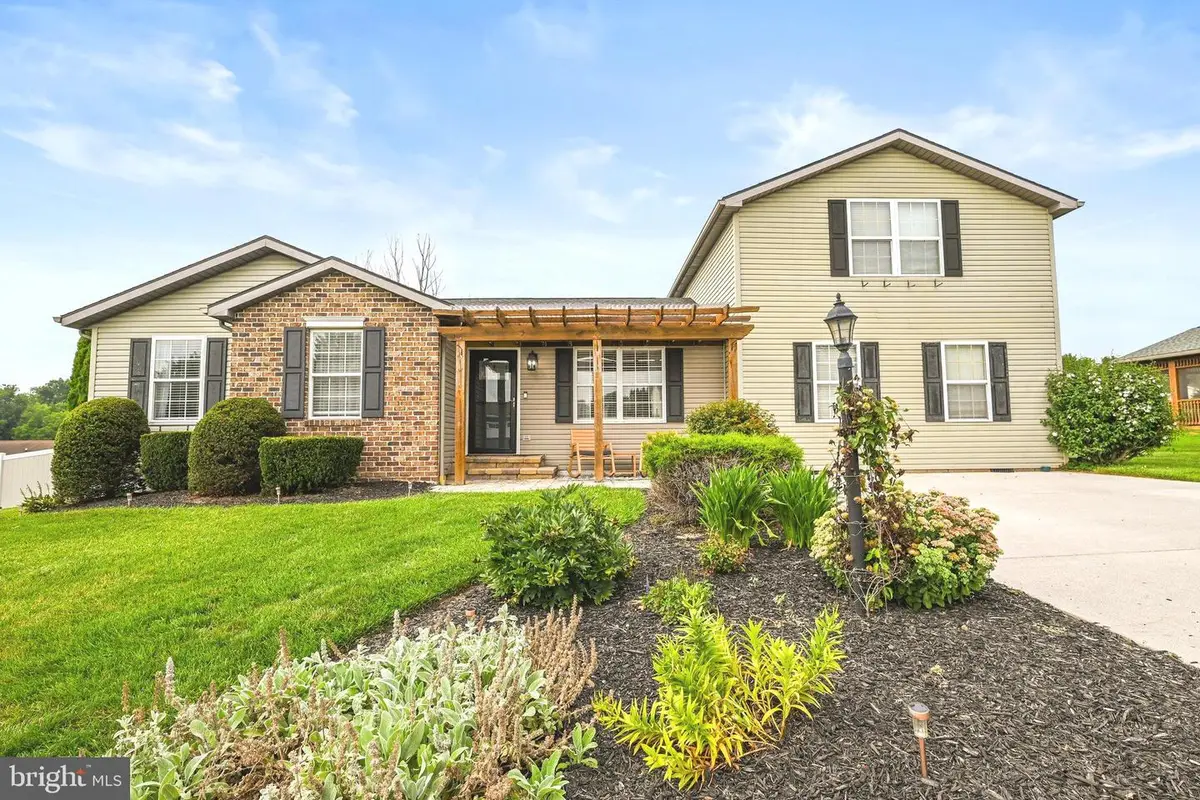 41 Bugler Dr, New Oxford, PA 17350 - #1