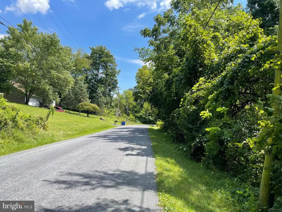 35 Old Waynesboro Rd, Fairfield, PA 17320 - #2